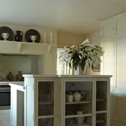 Farrow & Ball Modern Off White No.3 Eggshell Paint, 2.5L 9 Farrow & Ball Modern Off White No.3 Eggshell Paint, 2.5L -Hammerite Store farrow ball modern off white no 3 eggshell paint 2 5l5051836292034 02i bq