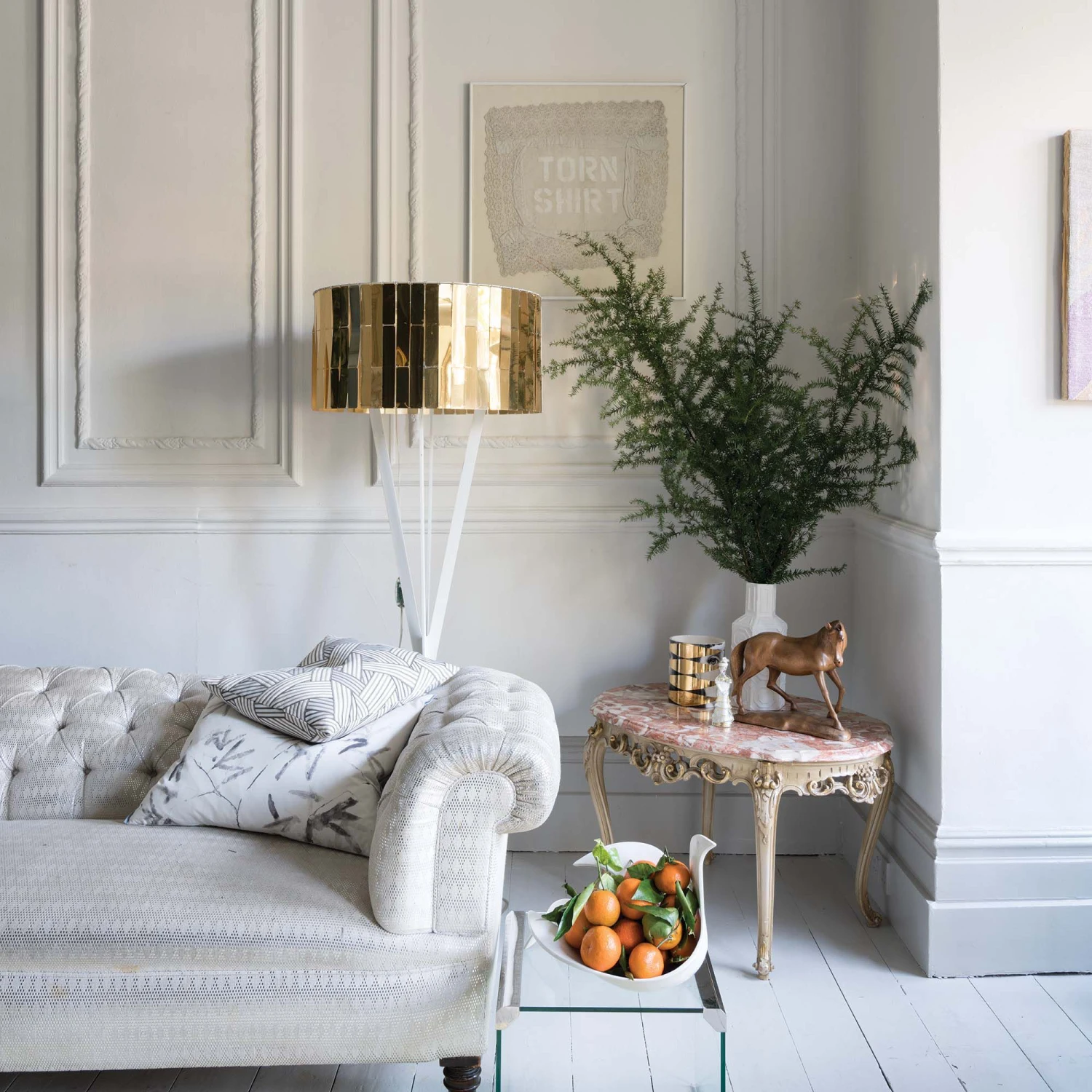 Farrow & Ball Modern Wimborne White No.239 Eggshell Paint, 750ml 6 Farrow & Ball Modern Wimborne White No.239 Eggshell Paint, 750ml - Image 4