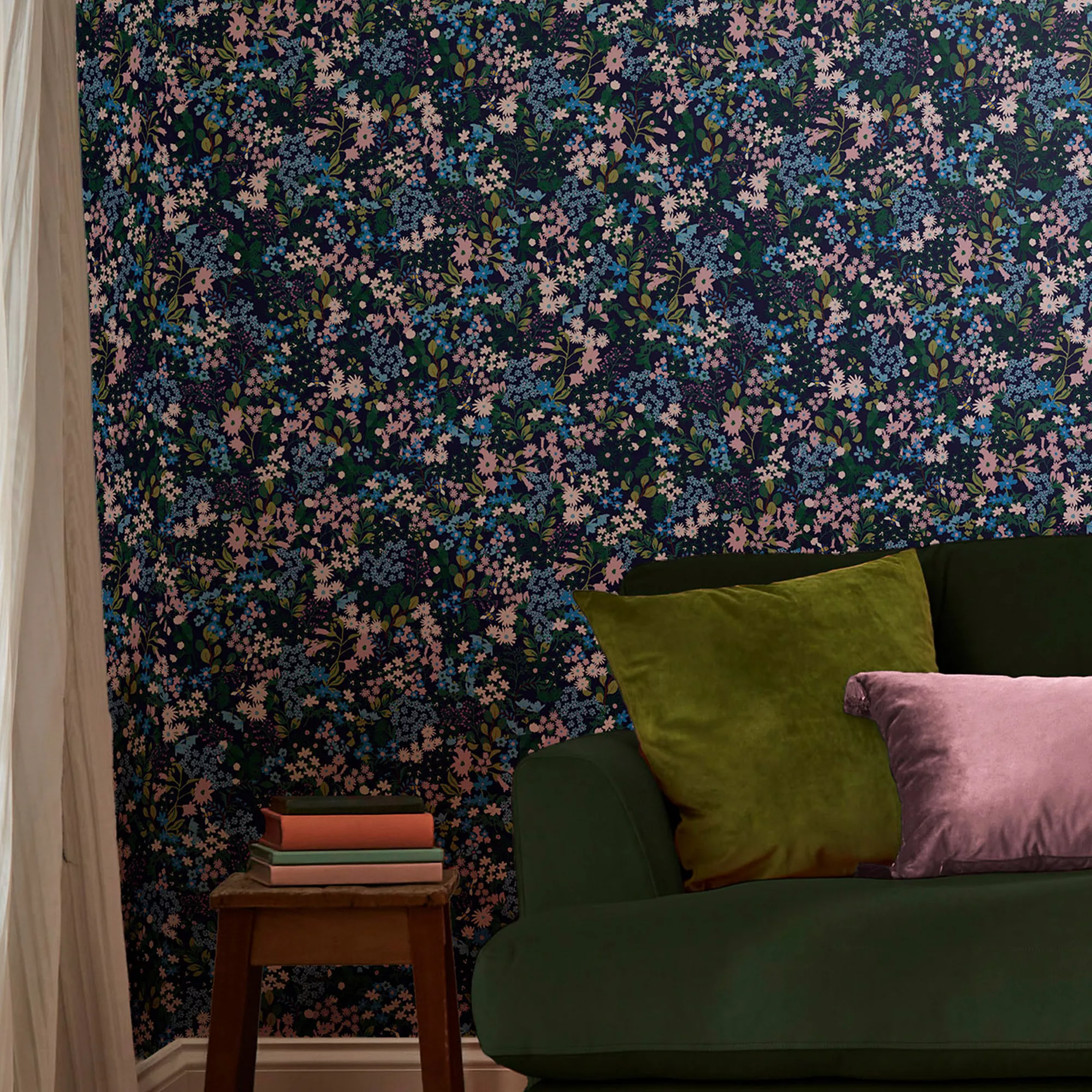 Joules Gilmorton Blue Ditsy Garden Floral Smooth Wallpaper 6 Joules Gilmorton Blue Ditsy Garden Floral Smooth Wallpaper - Image 4