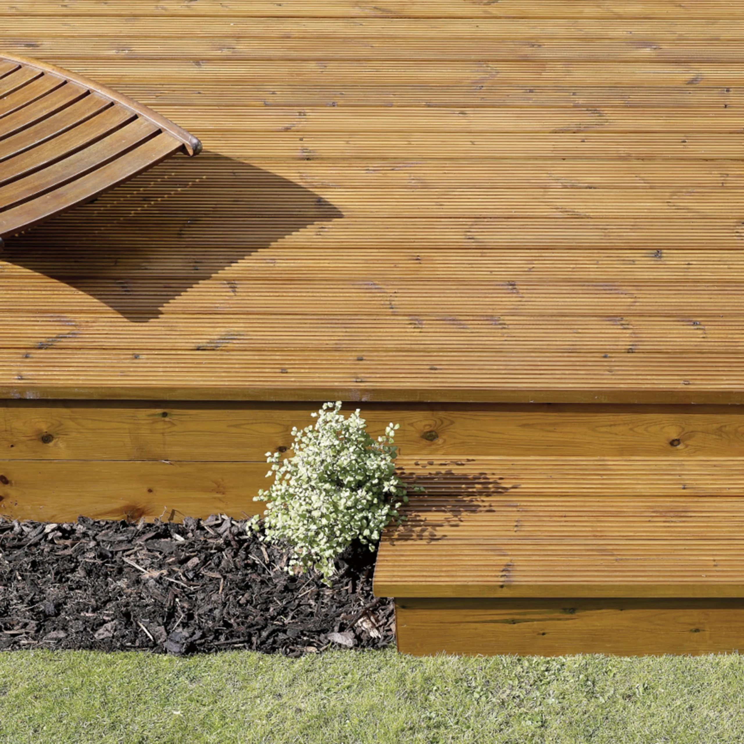 Ronseal Ultimate Natural Oak Decking Wood Oil, 2.5L 6 Ronseal Ultimate Natural Oak Decking Wood Oil, 2.5L - Image 4