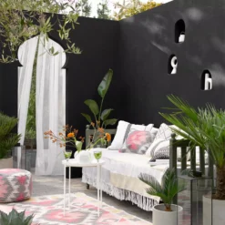 Sandtex Ultra Smooth Black Masonry Paint, 5L -Hammerite Store sandtex ultra smooth black masonry paint 5l5010131461231 02i bq