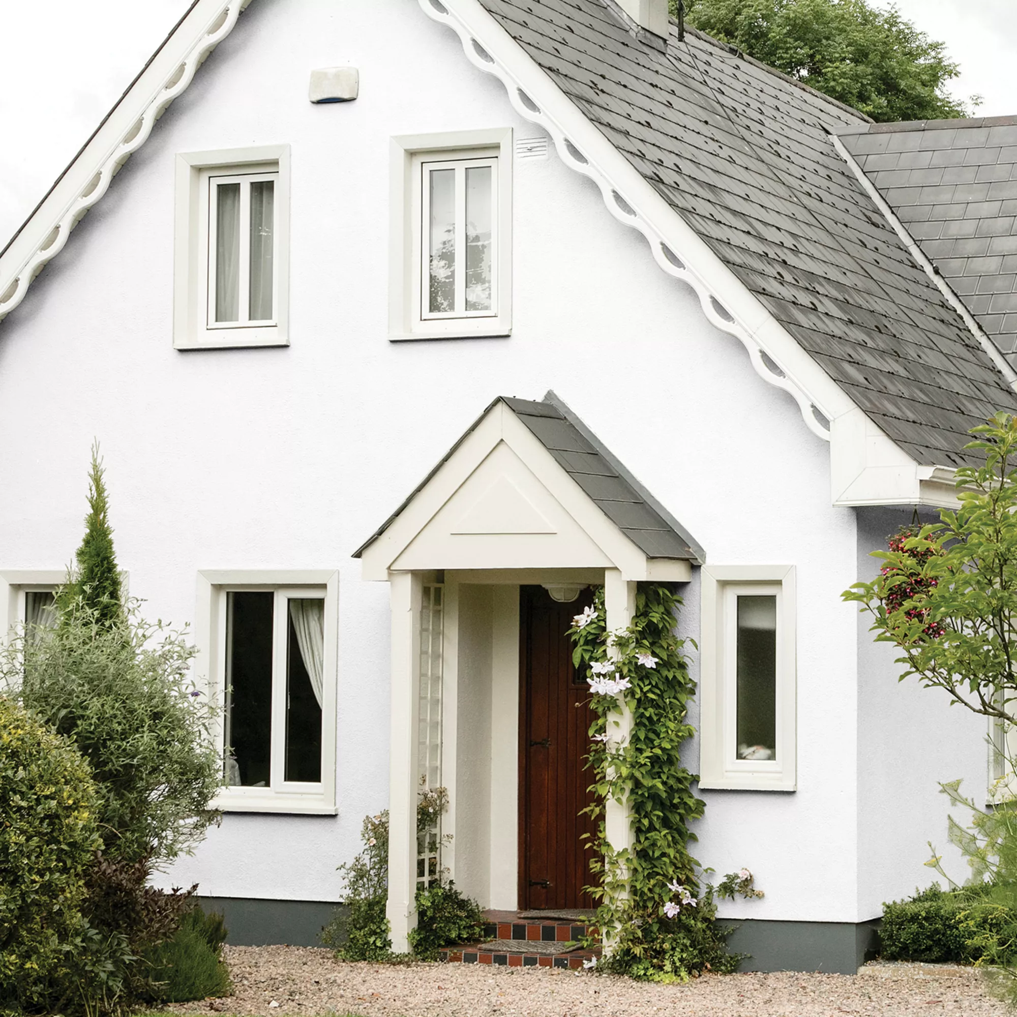 Sandtex Ultra Smooth Pure Brilliant White Masonry Paint, 5L 6 Sandtex Ultra Smooth Pure Brilliant White Masonry Paint, 5L - Image 4